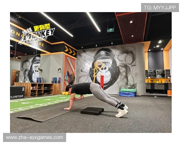 举重项目在社区中心开设力量入门课程普及健身知识,举重队力量训练 举重项目在社区中心开设力量入门课程普及健身知识,举重队力量训练